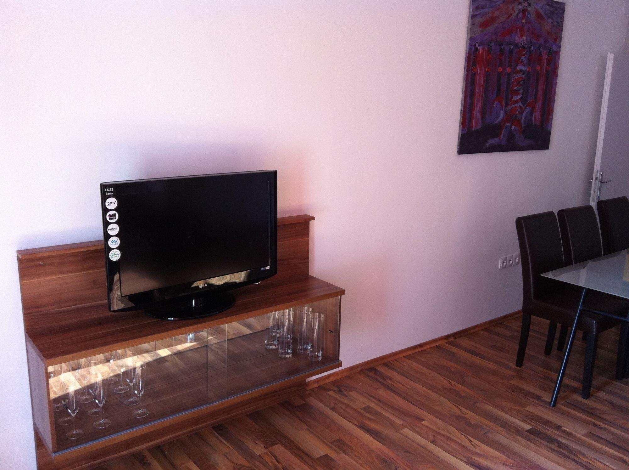 Govienna - Messe Wien Apartment Ngoại thất bức ảnh